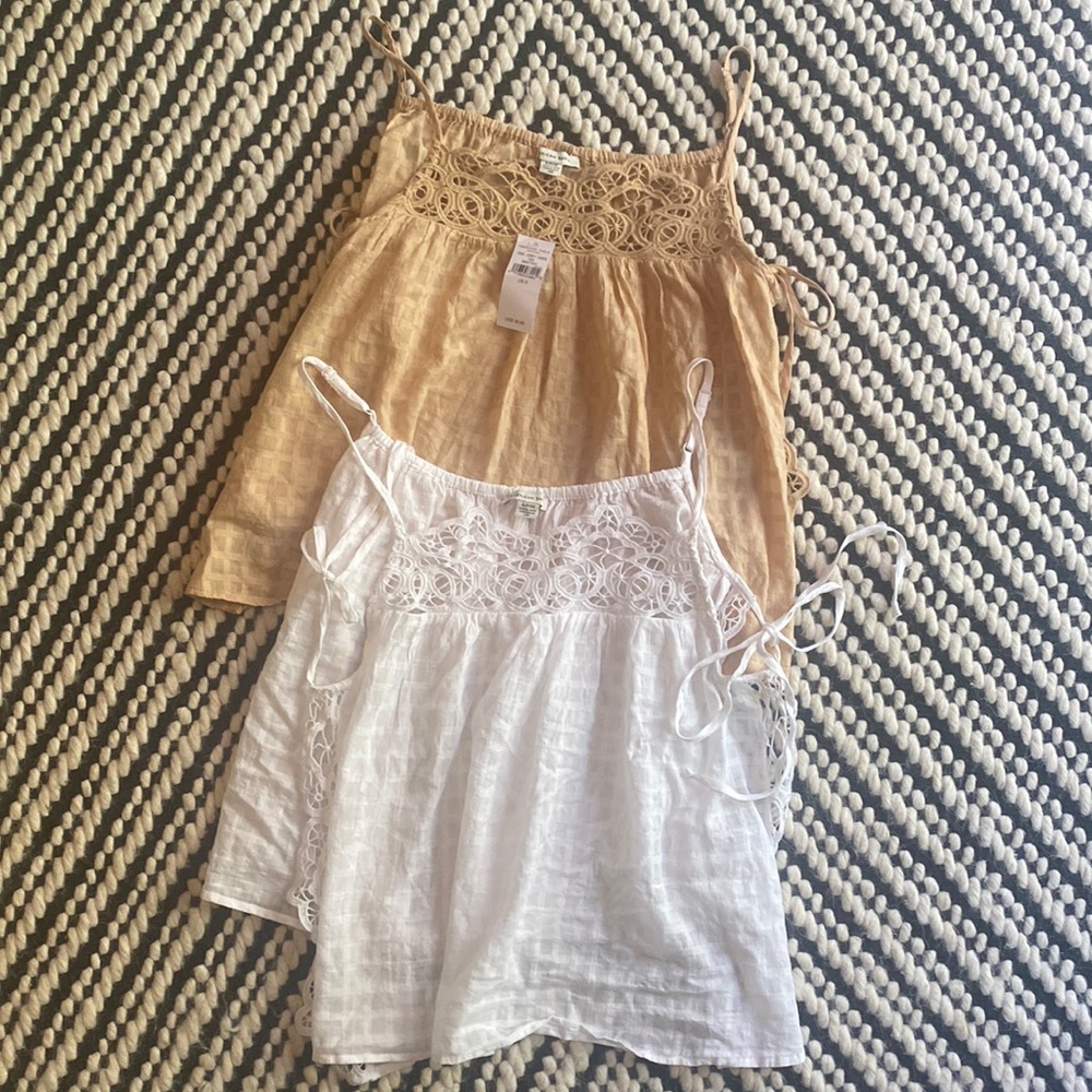 American Eagle Outfitters Lace Yoke Crop Tank - Tan & White
